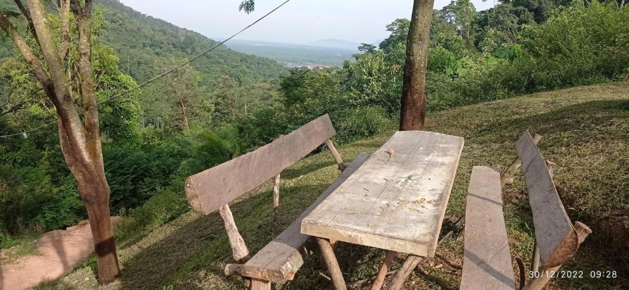 Desa Tikam Batu Rumah percutian