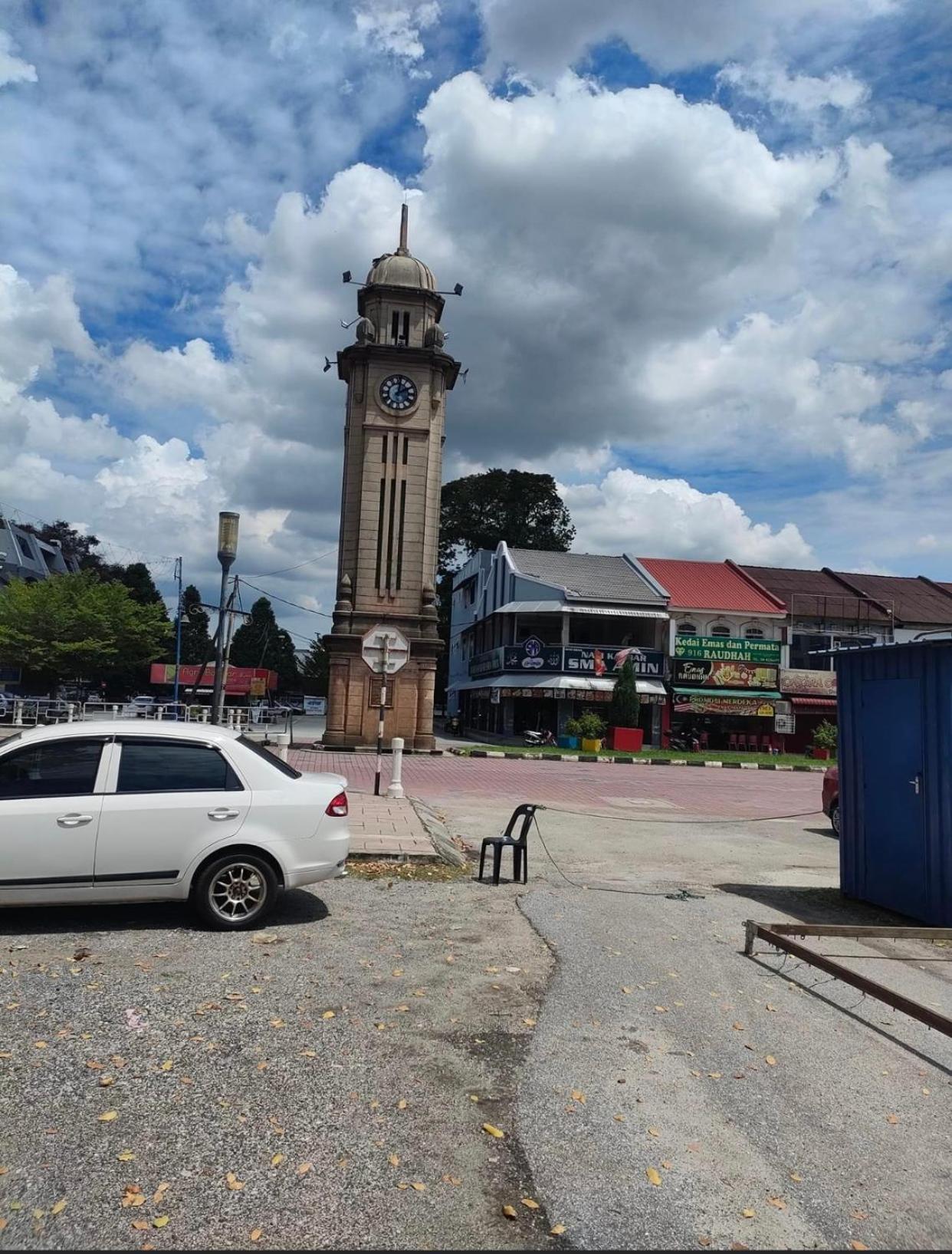 Rumah percutian Desa Tikam Batu Sungai Petani